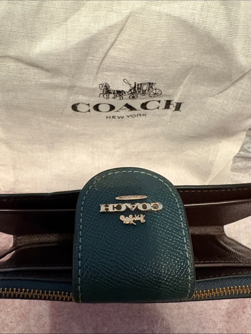 COACH Dark Green Pebbled Leather Wallet with Gold Logo EUC